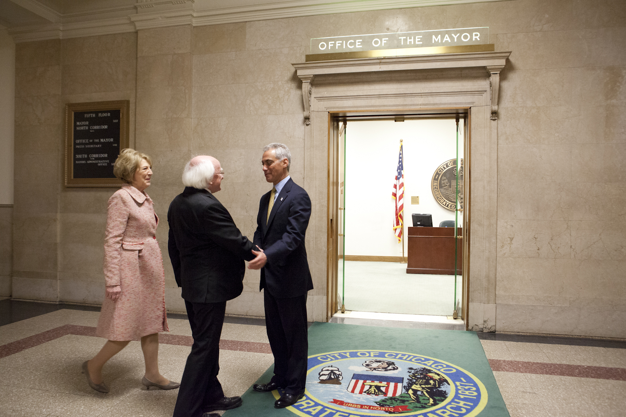Mayor Rahm Emanuel welcomes His Excellency President Michael D. Higgins, President of Ireland, and Mrs. Sabina Higgins, First Lady of Ireland, to Chicago.